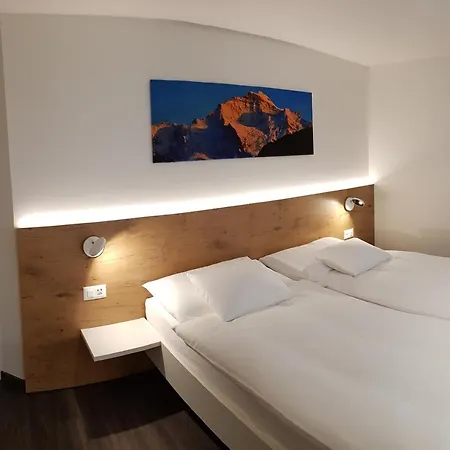 Ξενοδοχείο Bernerhof 3*
